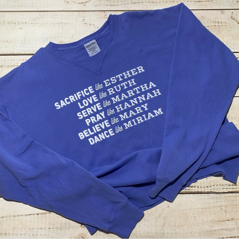 Comfort Wash L long sleeve sweatshirt - women of the Bible